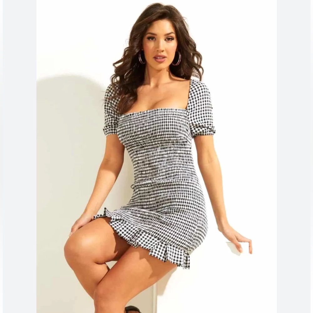 (NWT) GUESS - Womens Black White Check Gingham Short Sleeve Aida Smocked Mini …